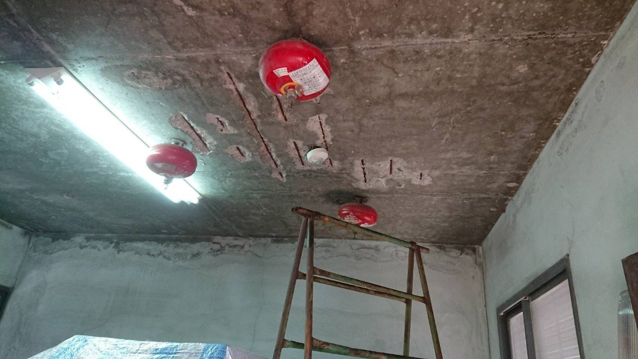 高雄頂樓電梯機房漏水修繕・工程照片 07
